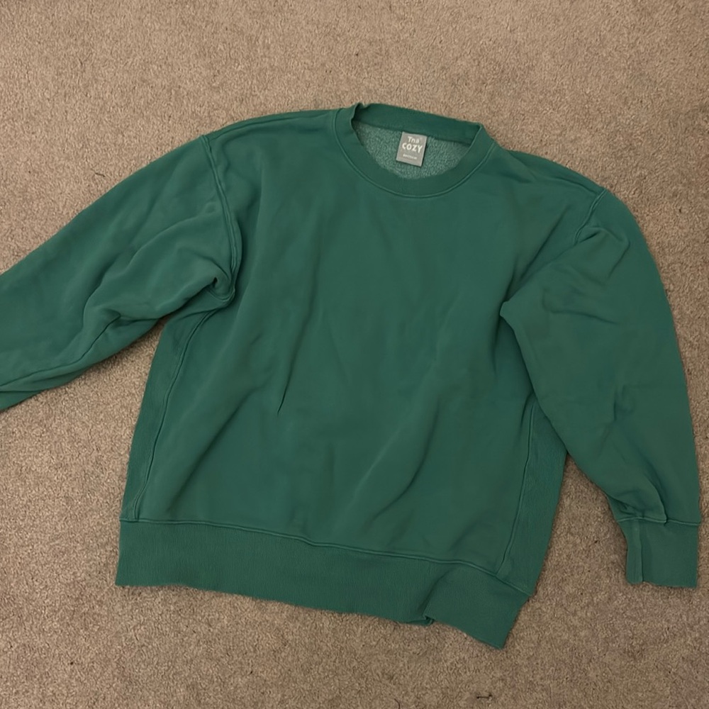Aritzia TNA cozy, crewneck in green